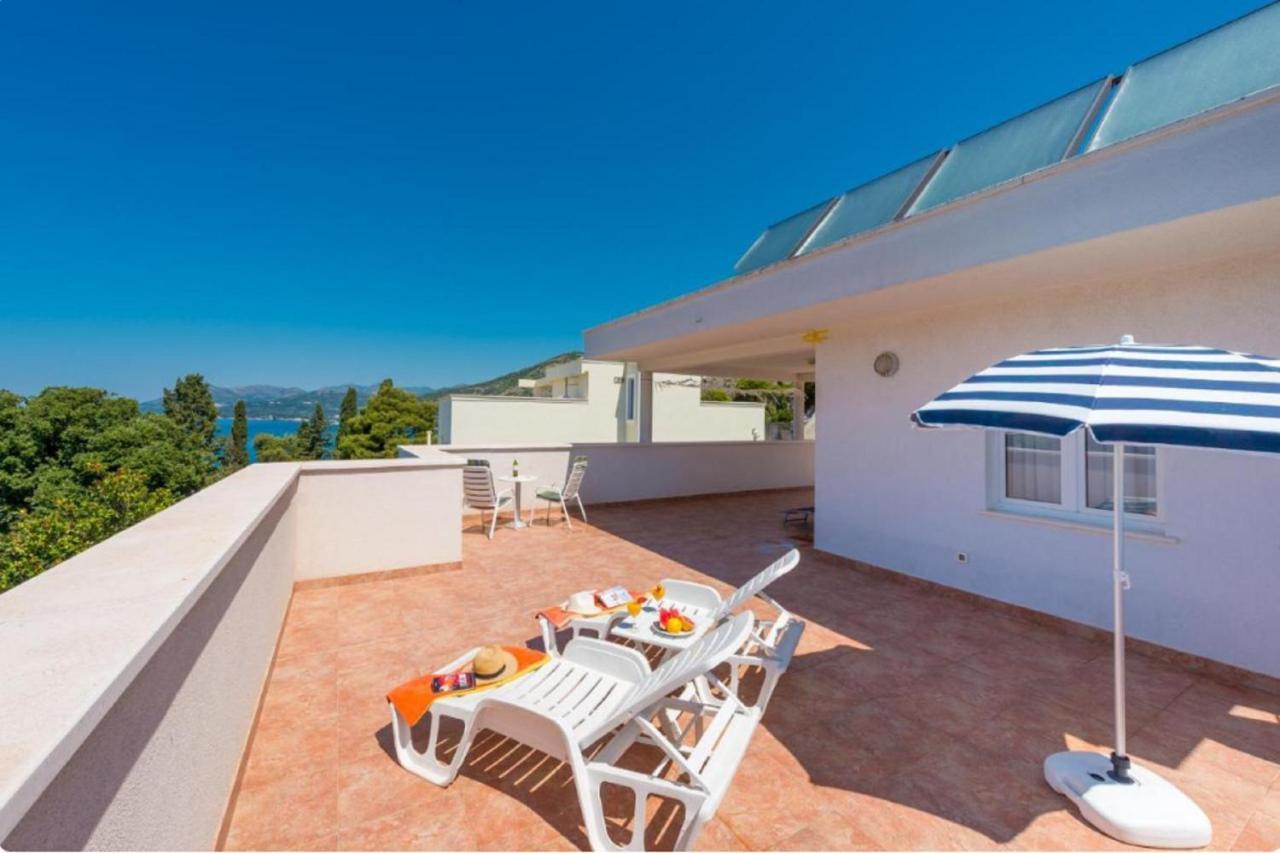Villa Borna Apartments Dubrovnik Bagian luar foto