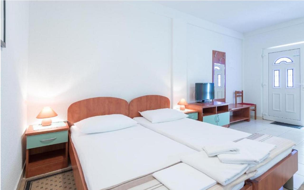 Villa Borna Apartments Dubrovnik Bagian luar foto