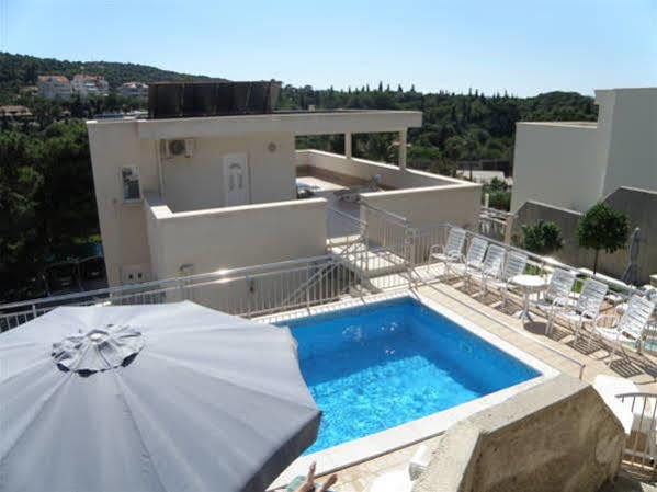 Villa Borna Apartments Dubrovnik Bagian luar foto